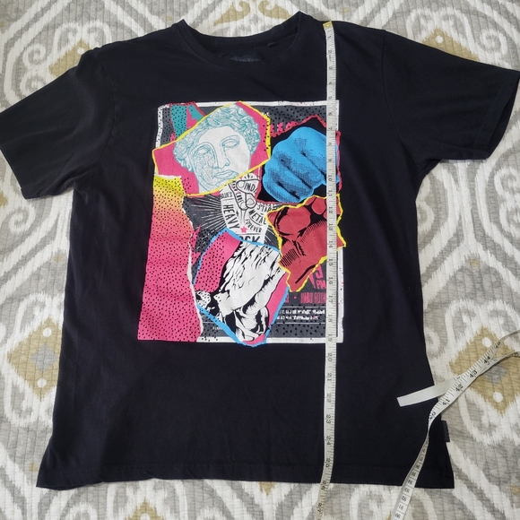 2/$25 Soul Star England Statue Short Sleeve TShirt M EUC - Picture 9 of 11